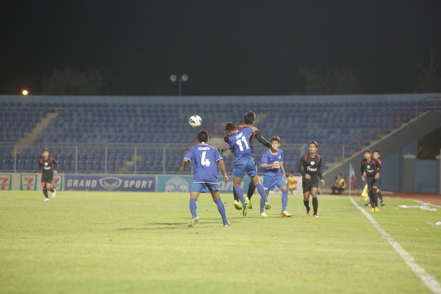 她在赛场上 她在赛场上